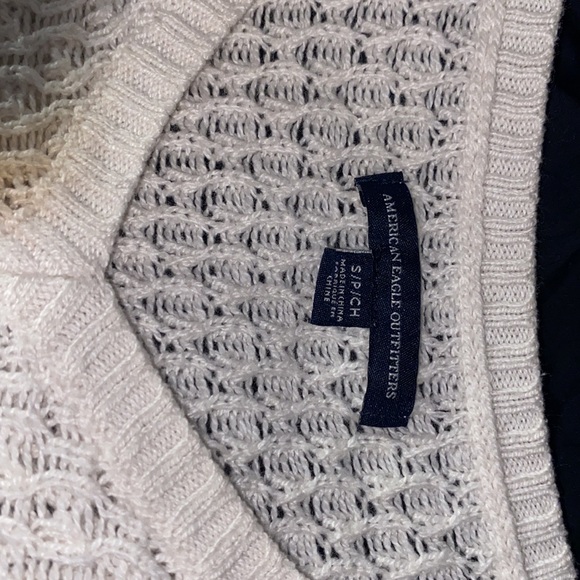 American Eagle Sweater - Picture 2 of 3